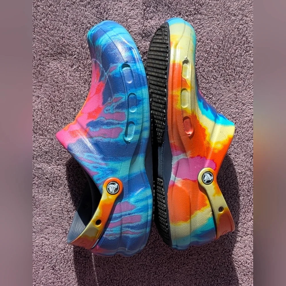 CROCS bright tie